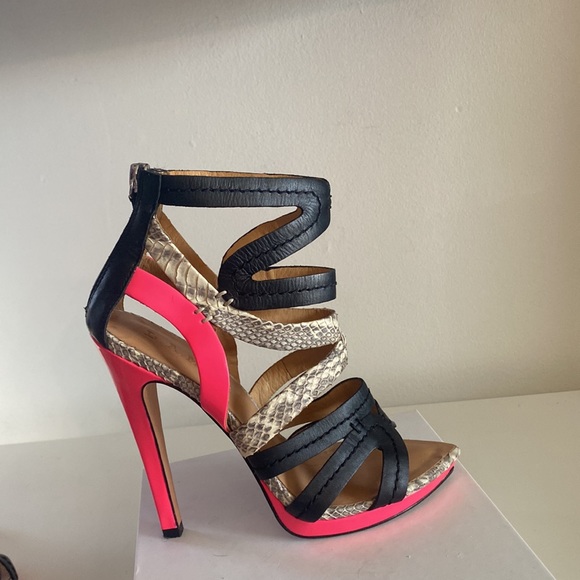 L.A.M.B | Jen | Caged hot pink stiletto pumps | black & hot pink Y2K | 6.5 - Picture 9 of 14